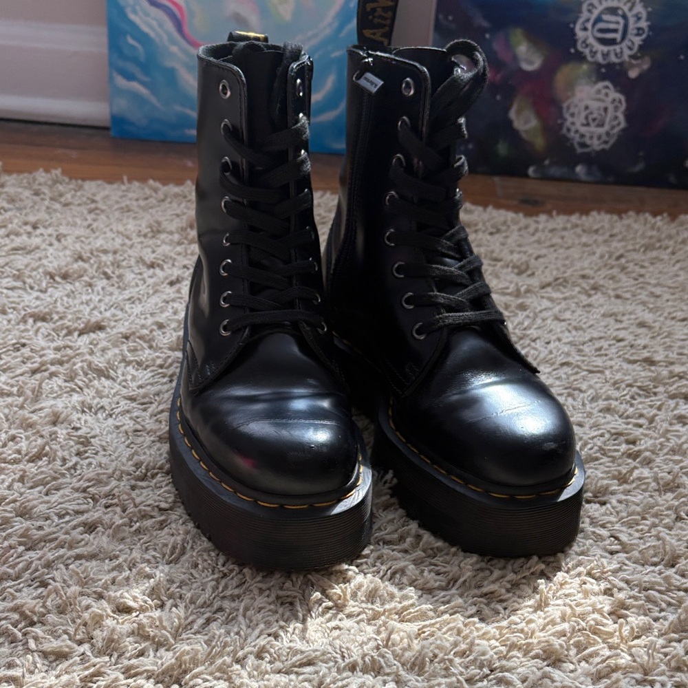 Platform leather Dr Martins